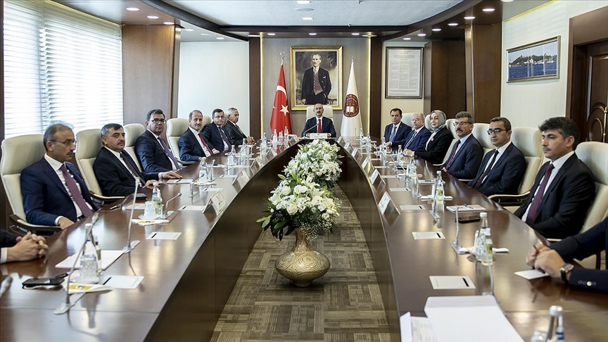 HSK yeni üyeleriyle ilk toplantısını yaptı